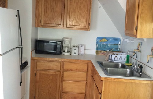 Northeast Virginia Beach Apartamento | Angie's Guest Cottage