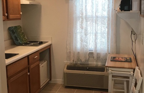 Northeast Virginia Beach Apartamento | Angie's Guest Cottage