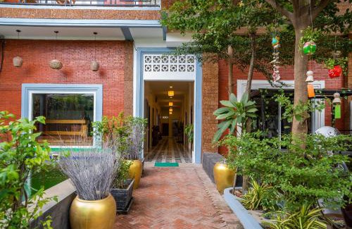 Siem Reap Villa | Angkor Rithy Residence team