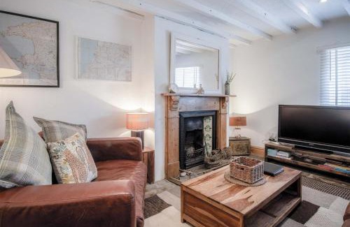 Angle Casa | Angle Adventures - 4 Bedroom Cottage - Angle