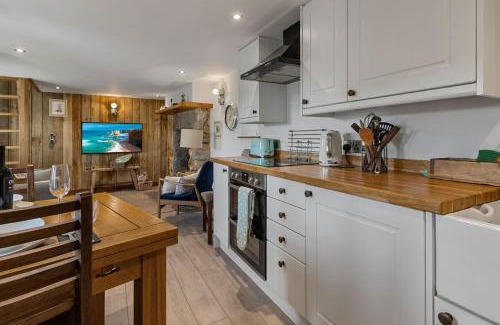 Bridford Casa | Angler's Cottage - Short Stays UK Ltd