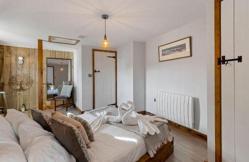 Bridford Casa | Angler's Cottage - Short Stays UK Ltd
