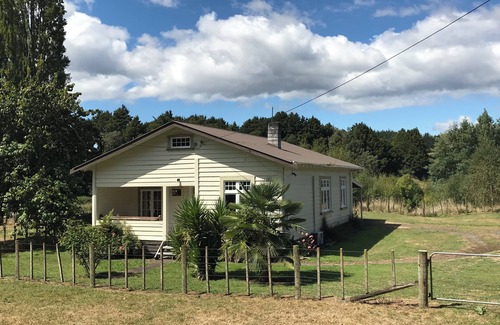 Manunui Cabaña | Anglers Cottage adjacent to the Whanganui River. 50Kms to Ruapehu & Lake Taupo.