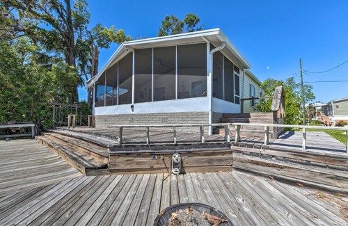 Homosassa Casa | Anglers Getaway Homosassa Home with Boat Dock!