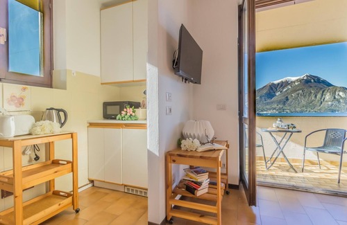Fiumelatte Apartamento | Angolo con Vista in Varenna
