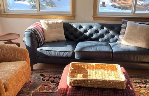 South Lake Tahoe Casa | Angora Highlands Updated Home, close to Fallen Leaf Lake, quiet location!