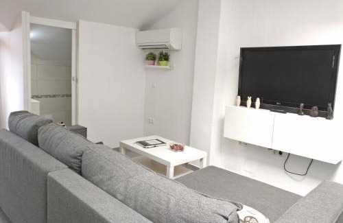 Perchel Sur Apartamento | Angosta del Carmen