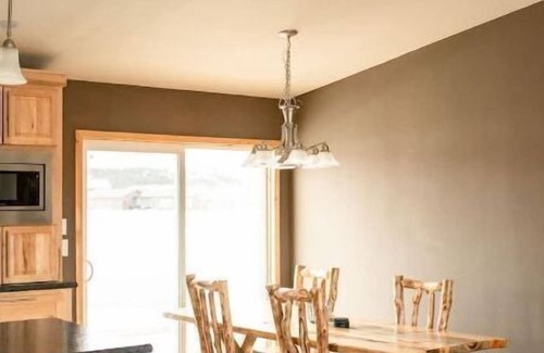 Hot Springs Casa | Angostura lake getaway