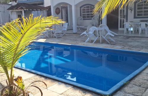 Caieira Casa | ANGRA CASA 6 SUITES PONTA DOS UBÁS - Mar Piscina Deck Churrasqueira Jogos