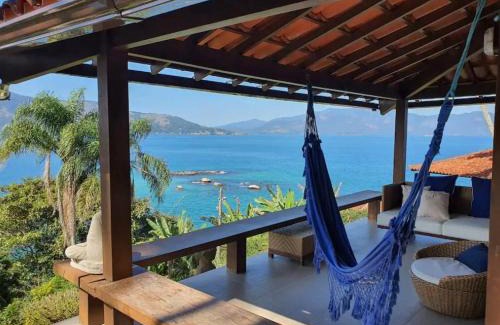 Mombaca Casa | Angra dos Reis - Um cenário onde a natureza é a protagonista