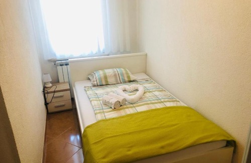 Murine Casa | Ani Apartments