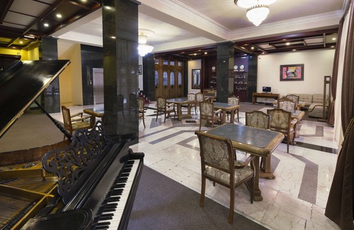 Kentron Hotel | Ani Central Inn
