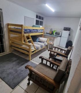 Ficksburg Apartamento | Ani-Lem Self-Catering