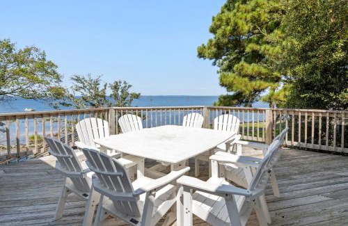 Corolla Light Casa | Animal House
