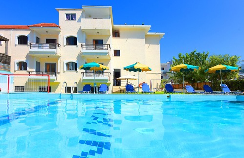 Ialyssos Apartamento | Anixis Hotel