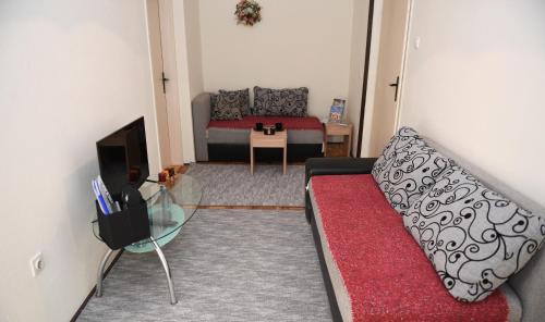 Vojvodina Apartamento | Anja