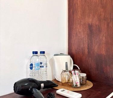 Bayan Hotel | Anjani Larva Cottage - Homestay and Eatery