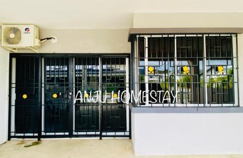 Interior Divison Casa | ANJU HOMESTAY BEAUFORT
