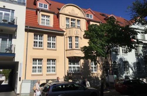 Warnemuende Apartamento | Ankerplatz Warnemünde - Direkte Strandnähe mit Leuchtturmblick