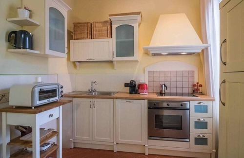 Matraia Apartamento | Anna, apartamento con piscina y vistas. A/C, WiFi