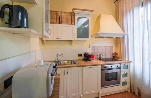 Matraia Apartamento | Anna, apartamento con piscina y vistas. A/C, WiFi
