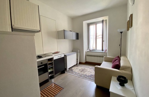 Lovere Old Town Apartamento | Anna House en el lago Iseo