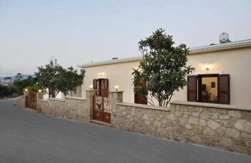 Kissamos Casa | Anna 's House - Garden Cottage in Kissamos