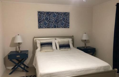 Montego Bay Apartamento | Anna's Joye Chatham