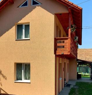 Praid Casa | Anna Vendeghaz
