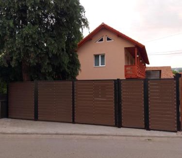 Praid Casa | Anna Vendeghaz