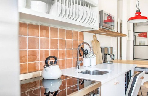 Yamacraw Village Condominio | Annabelle 2C - Be Near Everything, No Car Needed