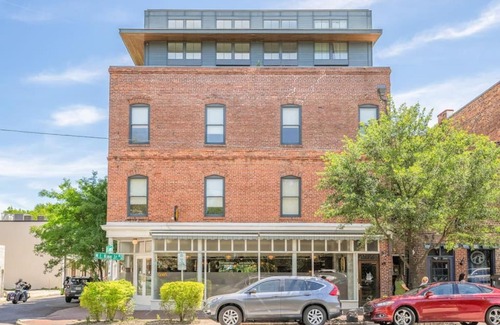 Yamacraw Village Apartamento | Annabelle 4A - Top Floor Loft Downtown With Patio