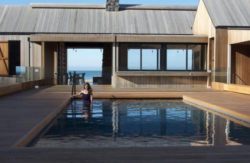 Pigeon Bay Casa | Annandale Coastal Farm Escape & Luxury Villa Collection