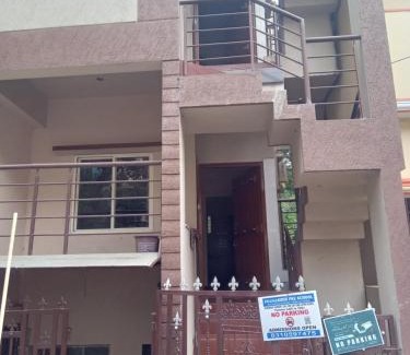 RR Nagar Apartamento | Annapoorna