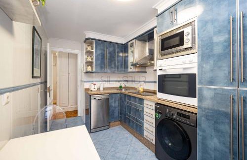 Cimadevilla Apartamento | Anne Apartamento