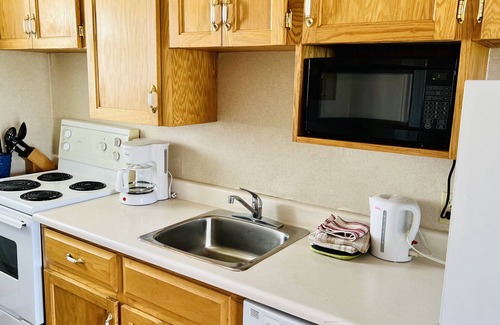 Green Gables Hotel | Anne Shirley Motel & Cottages