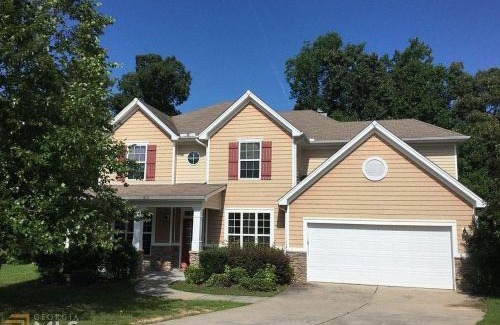 Douglasville Casa | Anneewakee trails