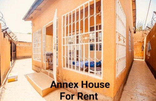 Manjai Kunda Apartamento | Annex House For Rent
