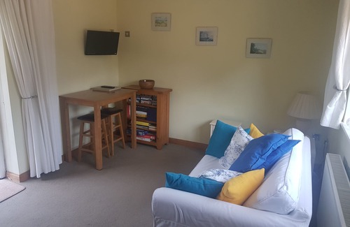 Slinfold Apartamento | Anexo con vistas al campo, bañera de hidromasaje, WiFi gratis y aparcamiento en la calle