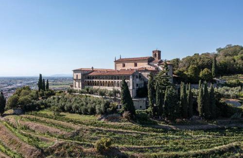 Rovato Complejo | Annunciata Soul Retreat