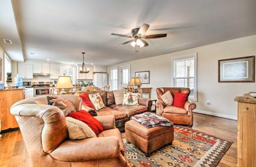 Blue Ridge Casa | Annys Farm House in Round Hill Wine Country!