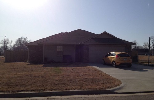Russellville Casa | ANO, Tech, Nebo, Petit Jean
