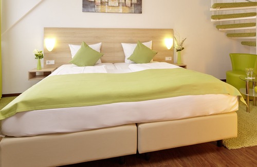 Maximin Hotel | ante porta Das Stadthotel