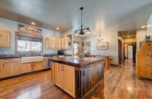 Ennis Casa | Antelope Crossing Home-Ennis, MT