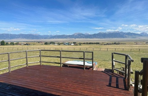 Virginia City Ranches Casa | Antelope Run - 2 BR with pool table on 7 acres!