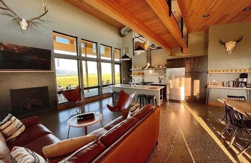 Livingston Casa | Antelope Run -The Long House