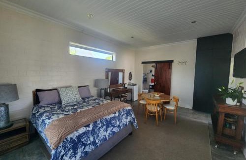 Still Bay Casa | Anthony Accommodation