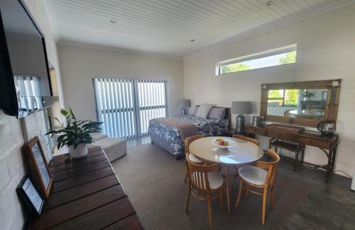 Still Bay Casa | Anthony Accommodation