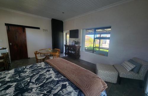 Still Bay Casa | Anthony Accommodation