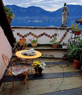 Piazza Apartamento | ANTICA CASA AL LAGO
